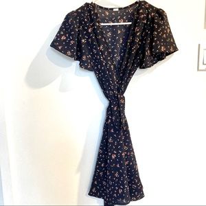 Wrap flare dress, flower retro